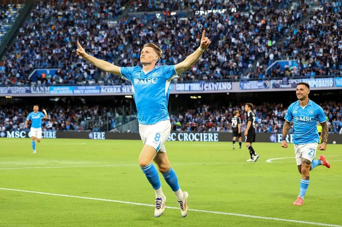 McTominay để lại khoảng trống khi rời đi